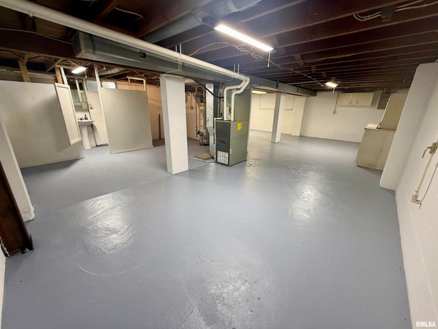 315 S JACKSON Street, Rushville, IL 62681