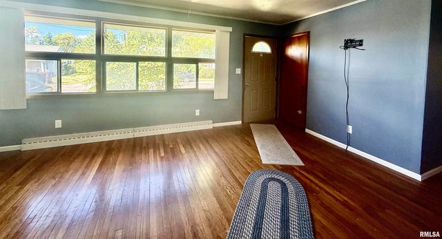 315 S JACKSON Street, Rushville, IL 62681