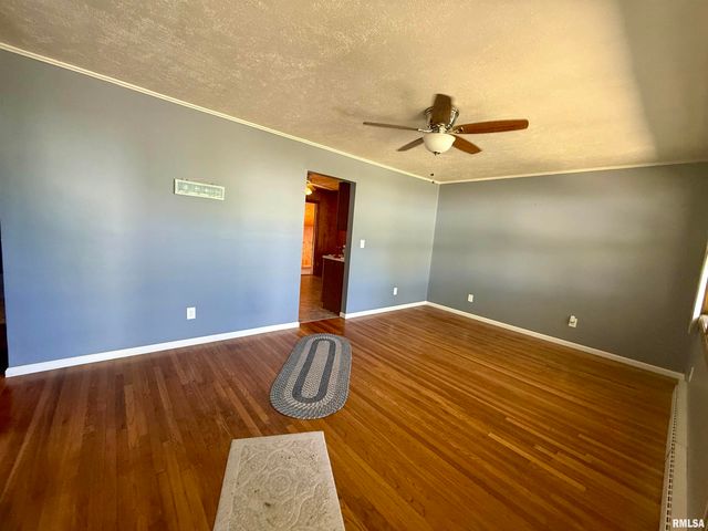 315 S JACKSON Street, Rushville, IL 62681