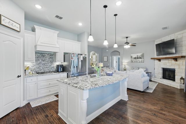 1057 Canterbury Lane, Forney, TX 75126