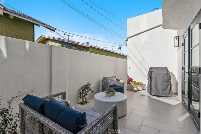 509 8th Street, Huntington Beach, CA 92648