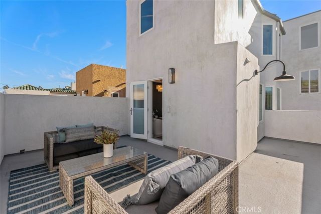 509 8th Street, Huntington Beach, CA 92648