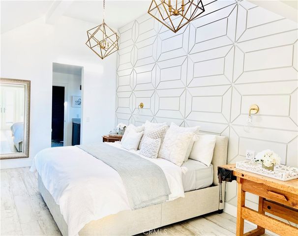 509 8th Street, Huntington Beach, CA 92648