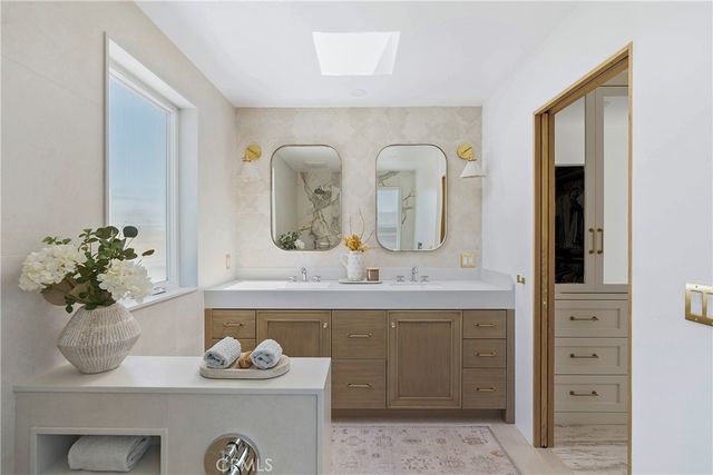 509 8th Street, Huntington Beach, CA 92648