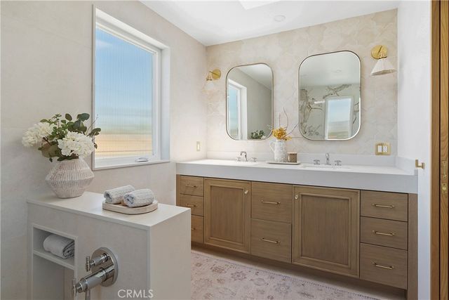 509 8th Street, Huntington Beach, CA 92648