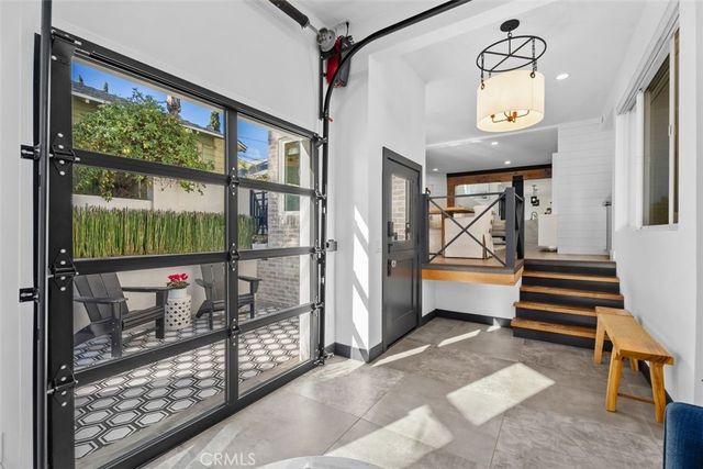 509 8th Street, Huntington Beach, CA 92648