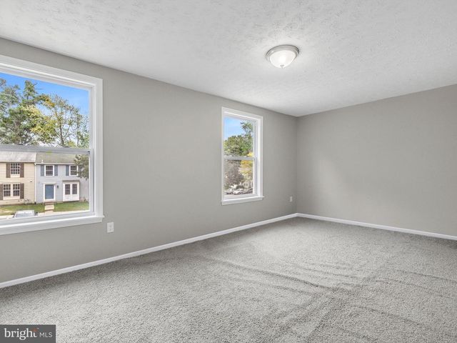 9410 CHIPPENHAM DR SW, Laurel, MD 20723