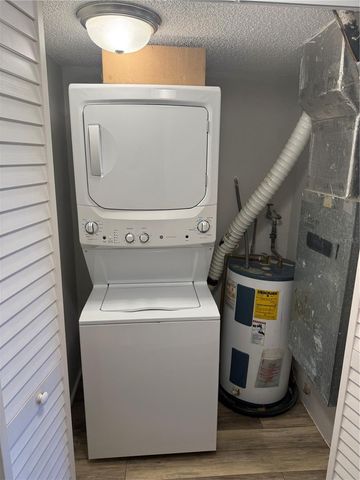 2452 ENTERPRISE ROAD 29, Clearwater, FL 33763