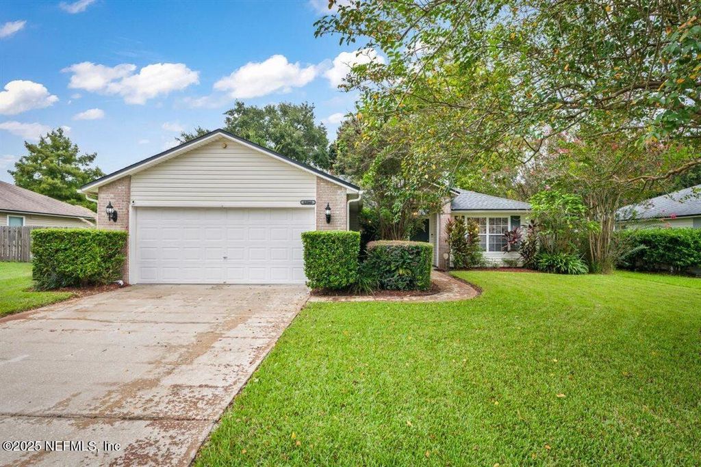 12369 SHORE ACRES Drive, Jacksonville, FL 32225