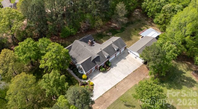 4307 Edgeland Road, Edgemoor, SC 29712