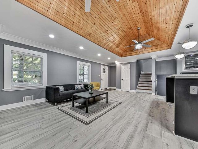 1564 Bubbling Creek Road, Brookhaven, GA 30319