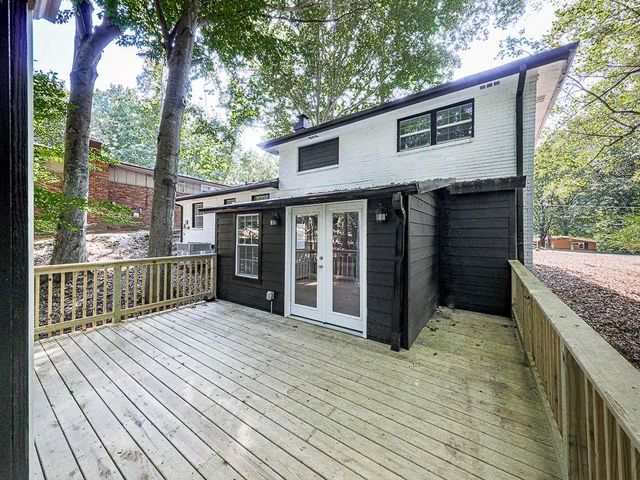 1564 Bubbling Creek Road, Brookhaven, GA 30319