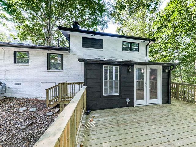 1564 Bubbling Creek Road, Brookhaven, GA 30319