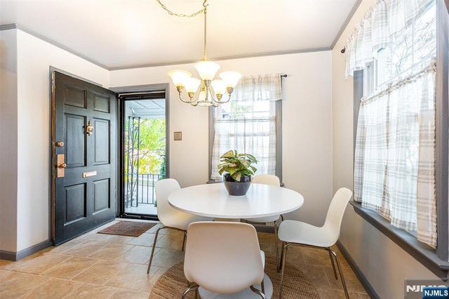 27 Gillespie Road, Bloomfield, NJ 07003