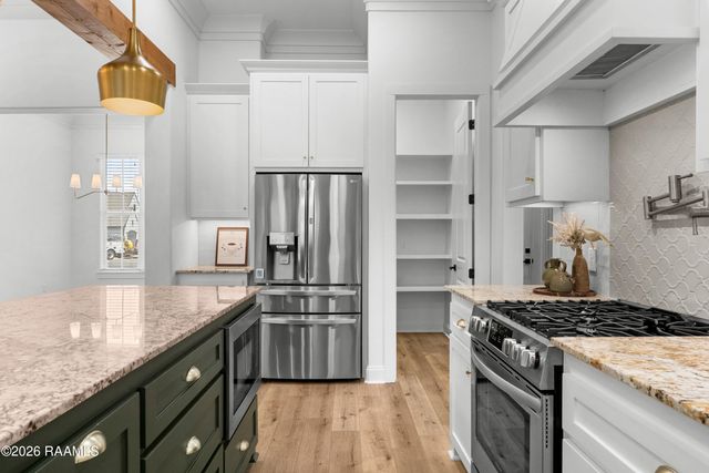 311 Buenos Aires Avenue, Youngsville, LA 70592