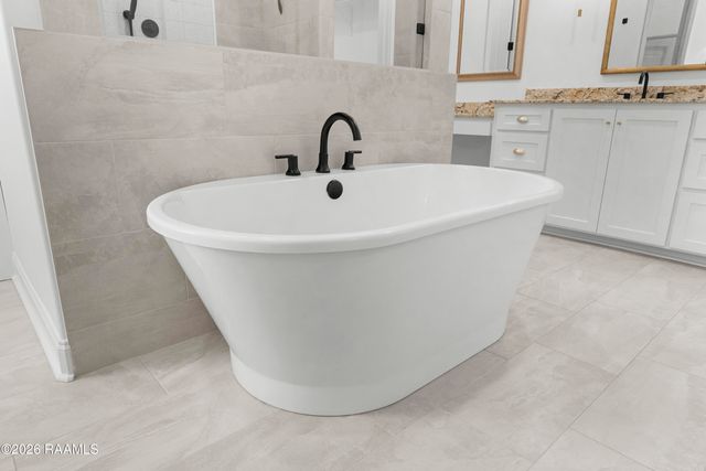 311 Buenos Aires Avenue, Youngsville, LA 70592