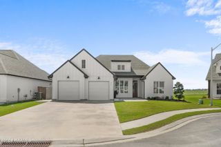 311 Buenos Aires Avenue, Youngsville, LA 70592