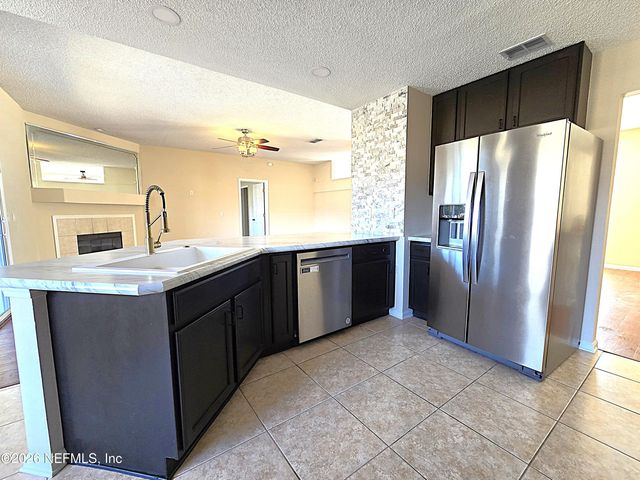 12171 BASALT Drive N, Jacksonville, FL 32246