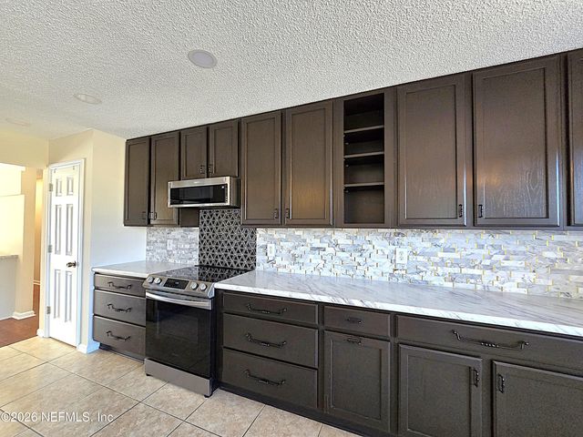 12171 BASALT Drive N, Jacksonville, FL 32246