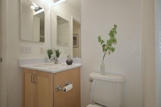 22894 Kingsford Way, Hayward, CA 94541