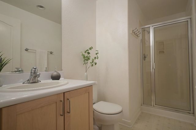 22894 Kingsford Way, Hayward, CA 94541