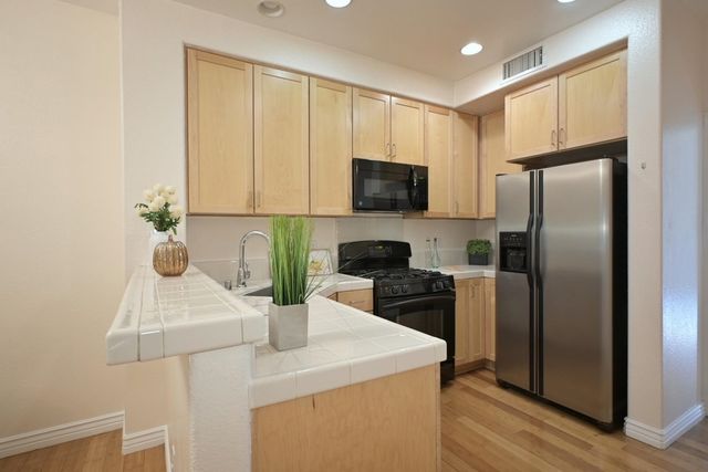 22894 Kingsford Way, Hayward, CA 94541