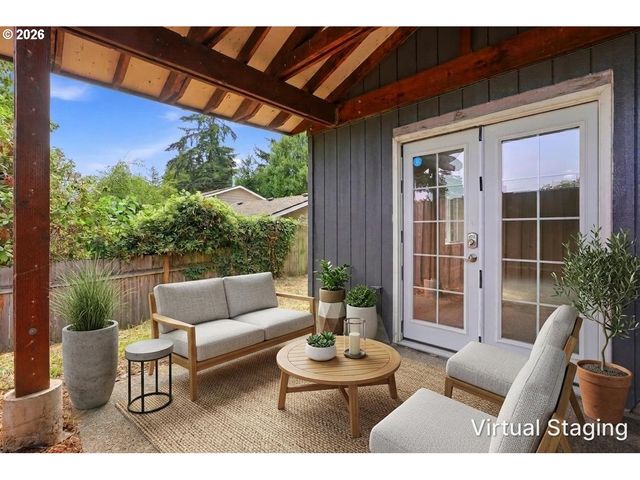 8513 Ne WEIDLER St, Portland, OR 97220