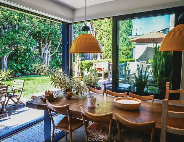 363 La Perle Lane, Costa Mesa, CA 92627