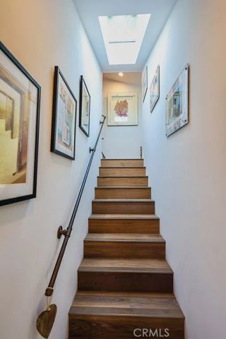 363 La Perle Lane, Costa Mesa, CA 92627