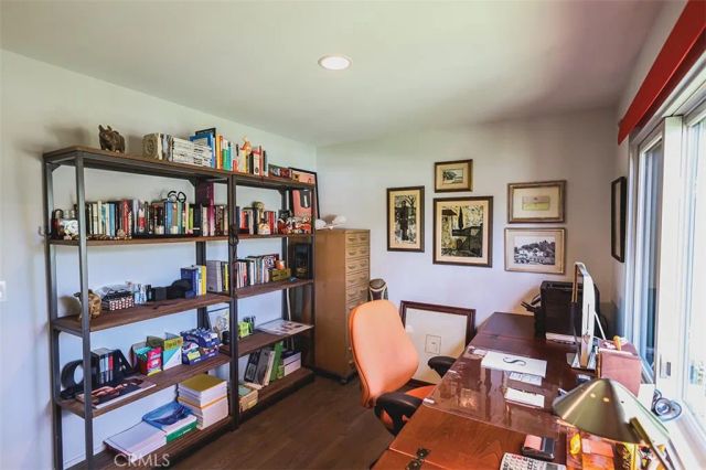 363 La Perle Lane, Costa Mesa, CA 92627