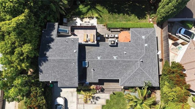 363 La Perle Lane, Costa Mesa, CA 92627