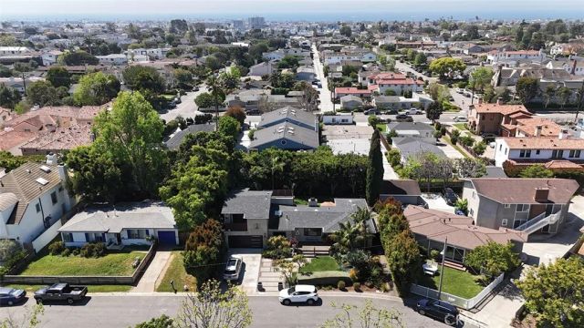 363 La Perle Lane, Costa Mesa, CA 92627