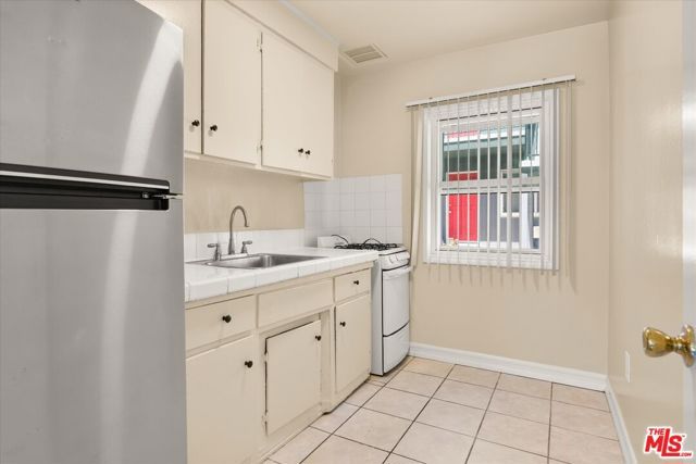 10600 S Inglewood Avenue, Inglewood, CA 90304