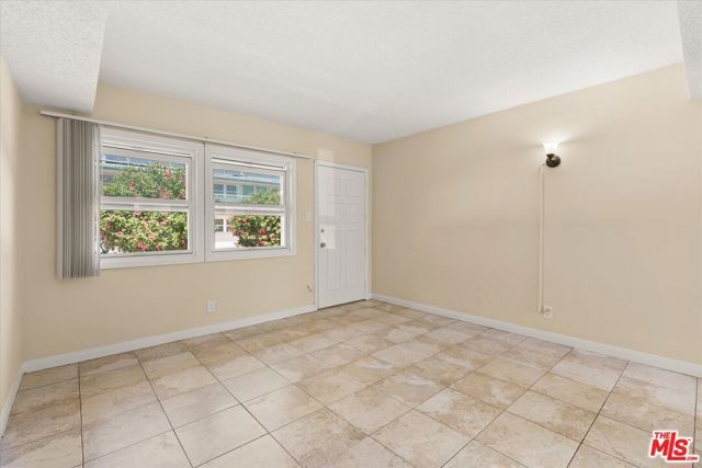 10600 S Inglewood Avenue, Inglewood, CA 90304