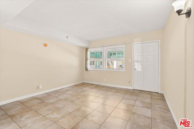 10600 S Inglewood Avenue, Inglewood, CA 90304