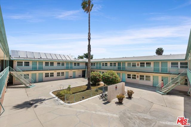 10600 S Inglewood Avenue, Inglewood, CA 90304