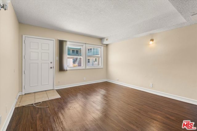 10600 S Inglewood Avenue, Inglewood, CA 90304