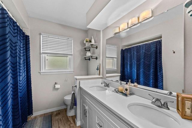 2033 Empire DRIVE, Waukesha, WI 53186