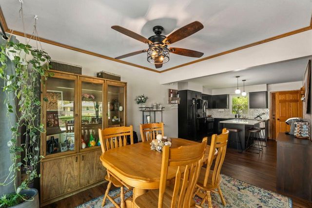 2033 Empire DRIVE, Waukesha, WI 53186