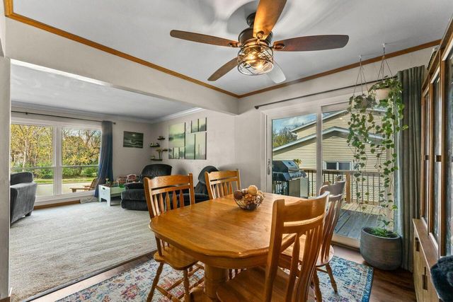 2033 Empire DRIVE, Waukesha, WI 53186