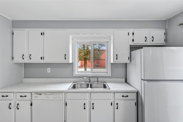 965 S Sheridan Drive, Muskegon, MI 49442