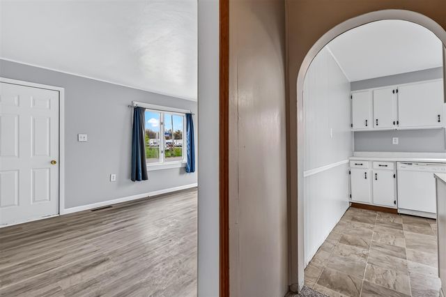 965 S Sheridan Drive, Muskegon, MI 49442