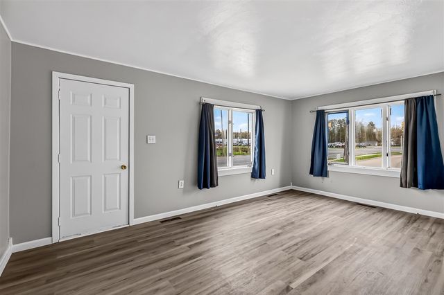965 S Sheridan Drive, Muskegon, MI 49442