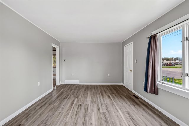 965 S Sheridan Drive, Muskegon, MI 49442