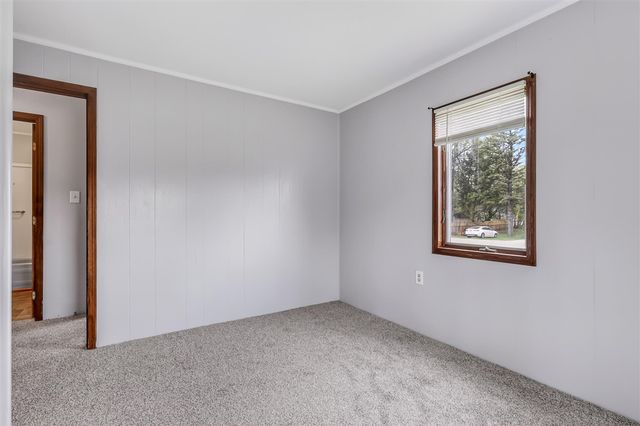 965 S Sheridan Drive, Muskegon, MI 49442