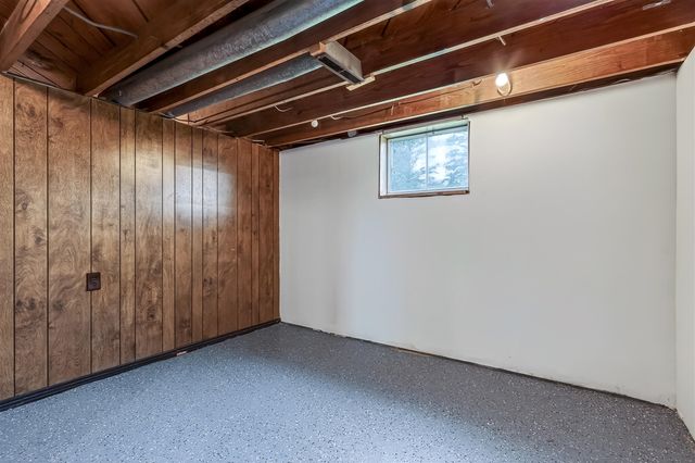 965 S Sheridan Drive, Muskegon, MI 49442
