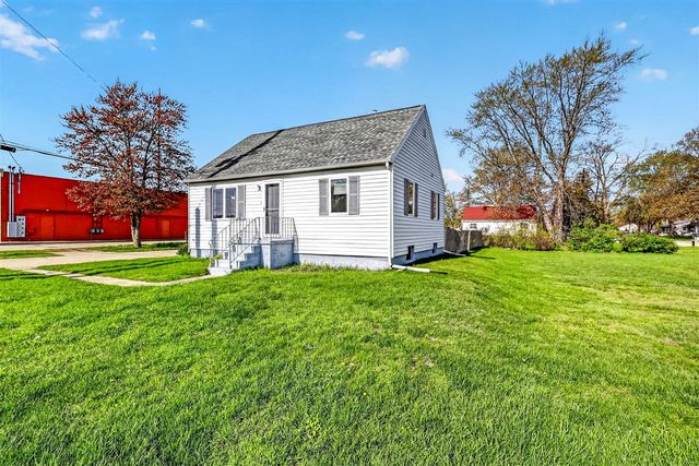 965 S Sheridan Drive, Muskegon, MI 49442