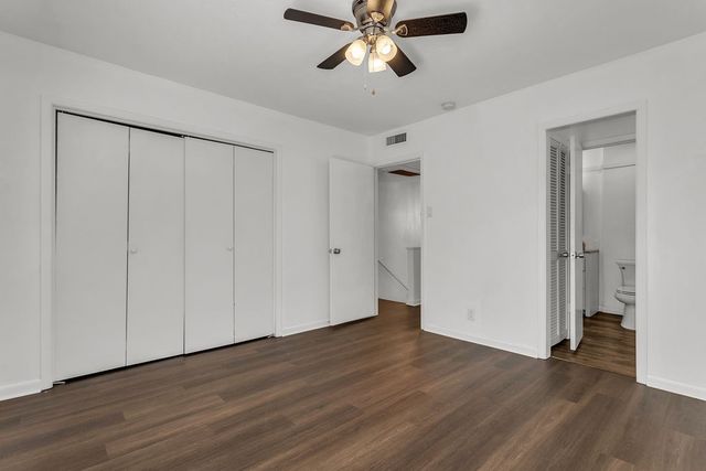 954 S Weatherred Drive, Richardson, TX 75080