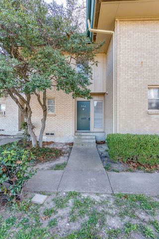 954 S Weatherred Drive, Richardson, TX 75080