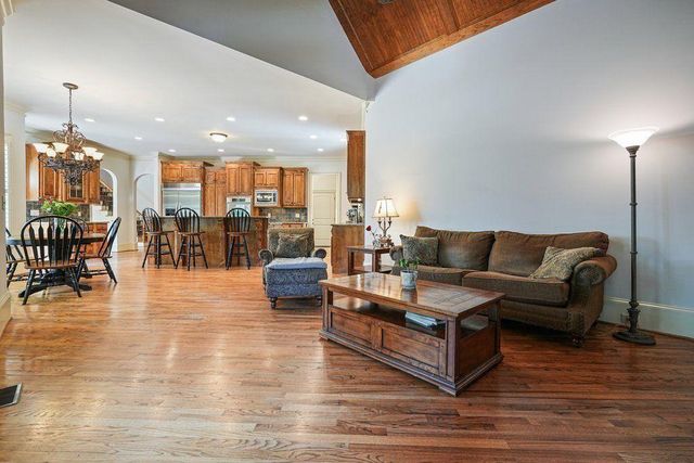 14127 Seabiscuit, Milton, GA 30004